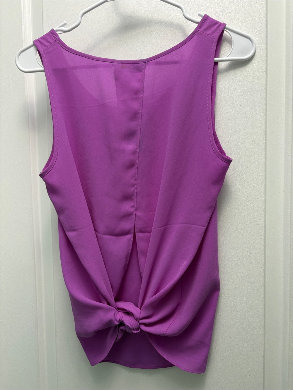 NWT Express Purple Twist Knot Open Back Sleeveless Blouse Top Medium - Picture 5 of 5